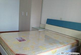 (单间出租)市中心附近大卧室299元起租（晚了就没了） - 秦皇岛28生活网 qhd.28life.net