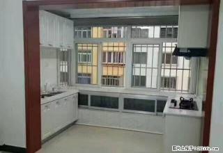 (单间出租)只住女生.个人.无隔断.没出租过.能洗澡做饭.有洗衣机.冰箱 - 秦皇岛28生活网 qhd.28life.net