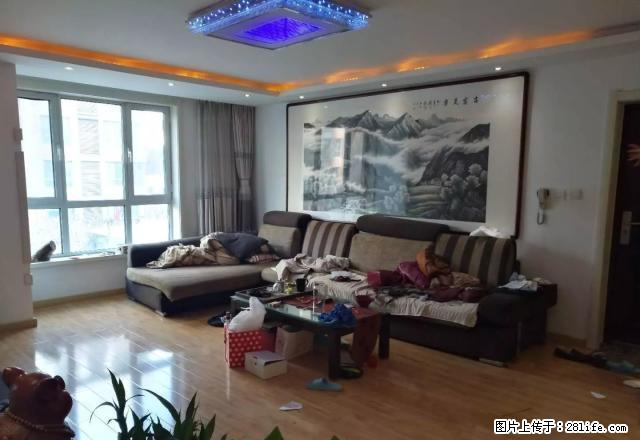龙溪御园2楼三室两厅精装修家具家电齐保暖包物业2.5万出租 - 房屋出租 - 房屋租售 - 秦皇岛分类信息 - 秦皇岛28生活网 qhd.28life.net